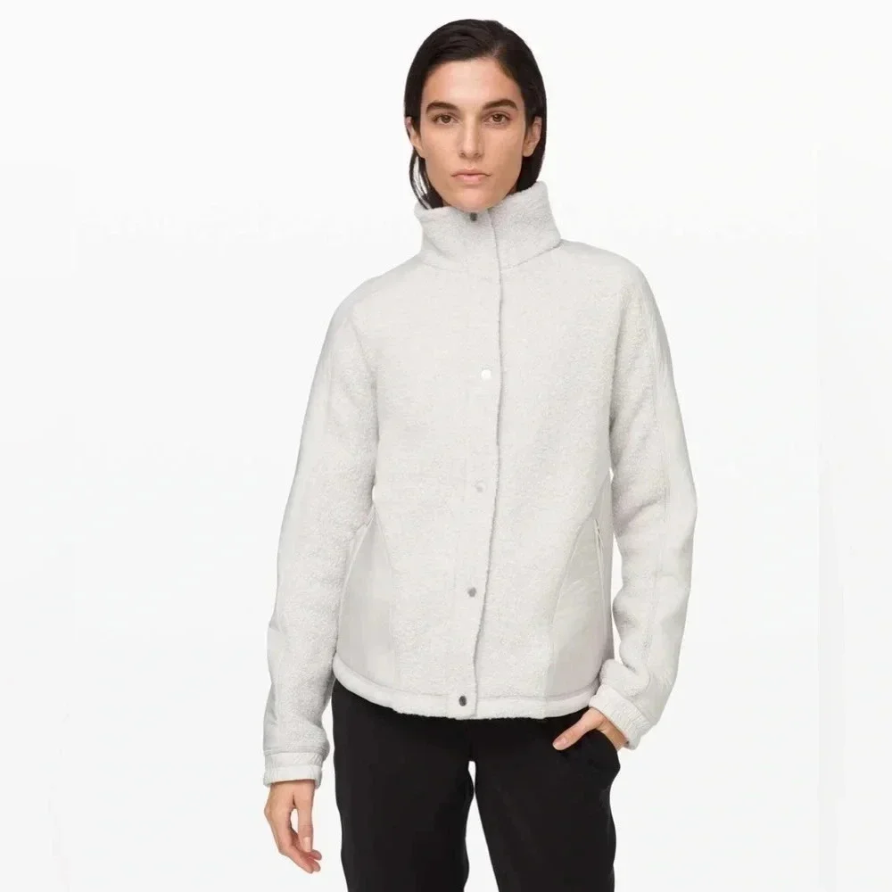 Lululemon Go Cozy Jacket in Heathered Ceramic - Size 10 - Picture 4 of 14